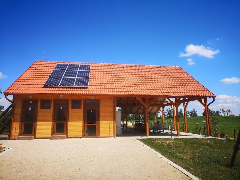 Apartament Tomajor Vendeghazak Tiszaeszlar Zewnętrze zdjęcie