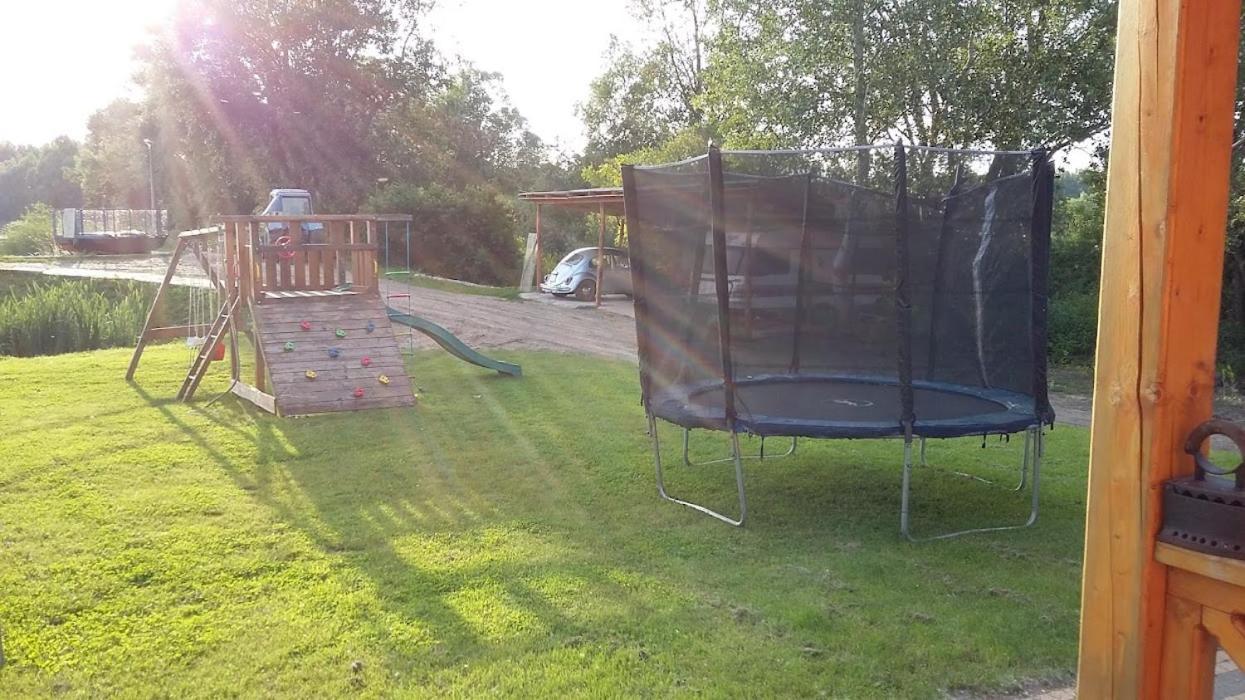 Apartament Tomajor Vendeghazak Tiszaeszlar Zewnętrze zdjęcie
